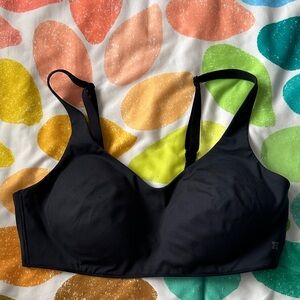 HUUG XO Double Plunge Black Wireless Everyday Bra with Adjustable Straps